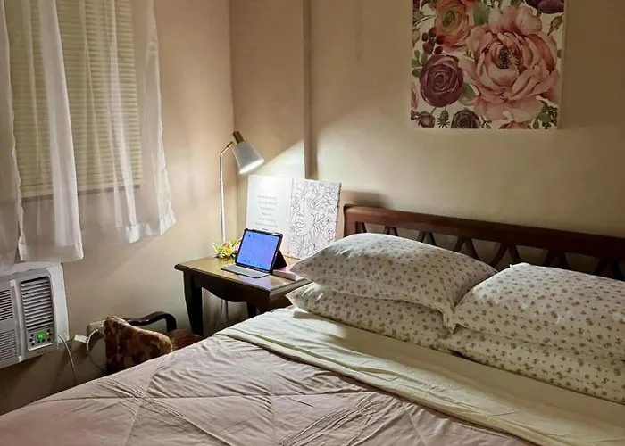 East Service Road Condotels Apartamento Manila